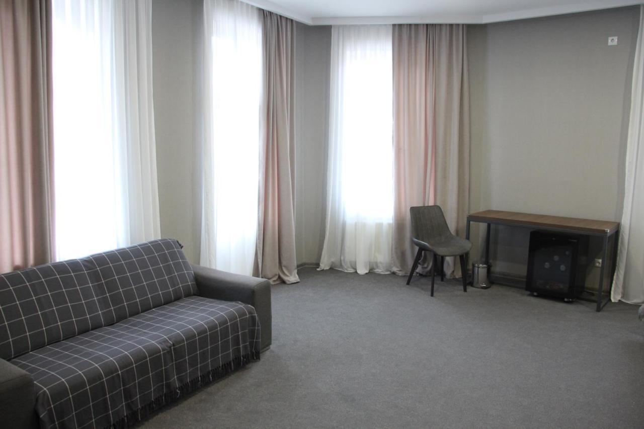 Hotel History • Სასტუმრო Ისტორია Сигнахи Экстерьер фото